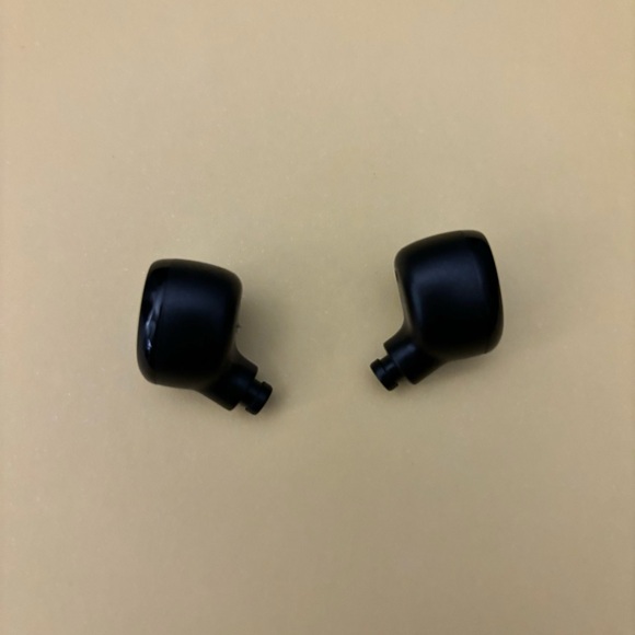 Tozo Earbuds - Picture 3 of 5